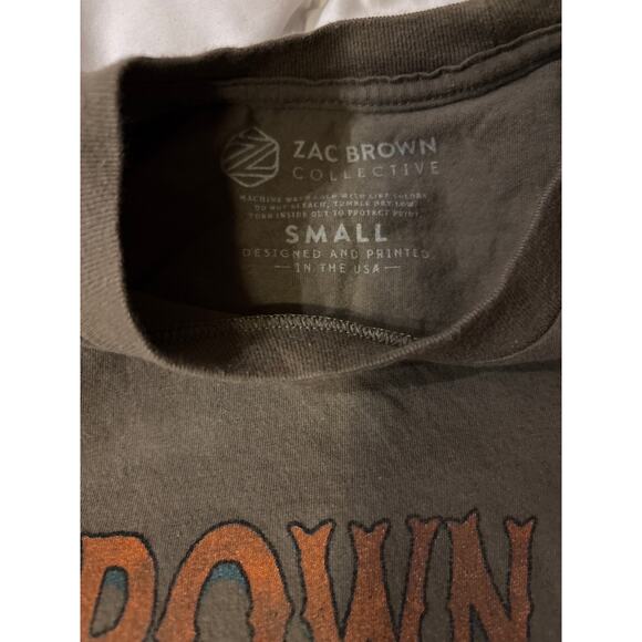 Zac Brown Band small concert T - Picture 3 of 4